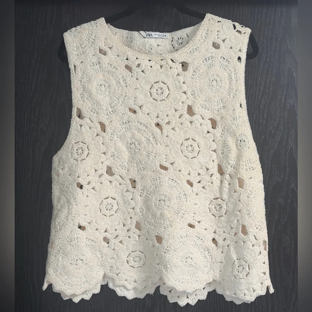 Zara Cream Crochet Crop Top